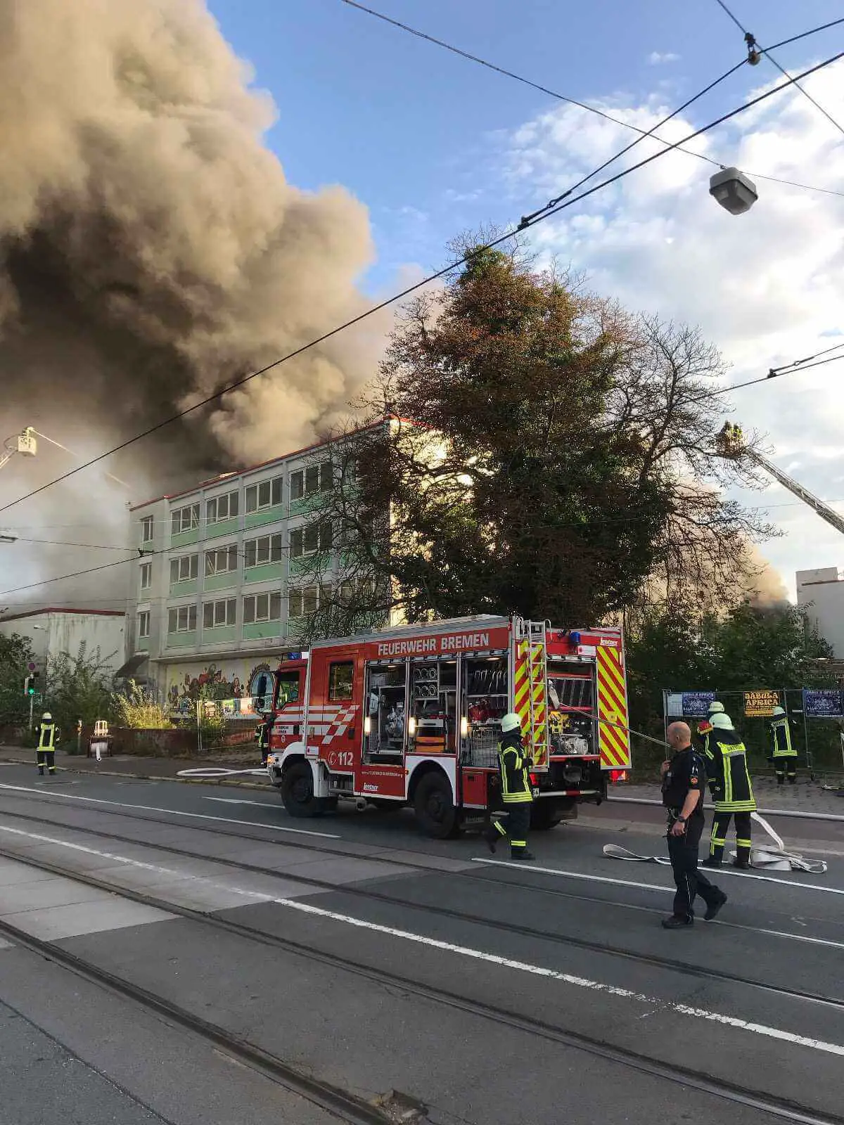 Feuer im Kristallpalast beim Weserpark Bremen