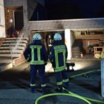 FW-OE: Garagenbrand in Maumke – starke Rauchentwicklung sorgt für Einsatz der Feuerwehr
