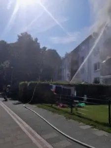 FW Bremerhaven: Wohnungsbrand in Leherheide