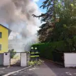 FW-M: Garagenbrand dehnt sich aus (Untermenzing)