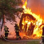 FW Celle: Brennt Bauwagen in Vollbrand - Ergänzung zum Erstbericht
