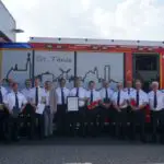 FW Tönisvorst: Ehrenamtliche Kräfte der Freiwilligen Feuerwehr Tönisvorst für langjährige Mitgliedschaft durch Bürgermeister Leuchtenberg und Feuerwehrchef Griese ausgezeichnet