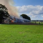 Feuerwehr Kalkar: Scheunenbrand- Bauer rettet Tiere selbständig