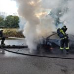 FW-MH: PKW in Vollbrand