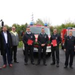 FW VG Asbach: Einsatzfahrzeug und Anbau in Windhagen eingesegnet und übergeben