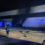 FW-MH: Brand in einer Gewerbehalle in Mülheim-Heißen