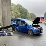FW Alpen: Schwerer Verkehrsunfall auf der A57