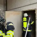 FW Moers: Schwelbrand in Siloanlage / Feuerwehr 4 Stunden im Einsatz