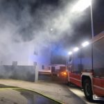 FW-PL: Pkw Brand in Wohngebiet ruft Feuerwehr auf den Plan