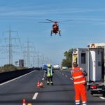 FW-NE: Verkehrsunfall auf der A57 | 4 Personen verletzt