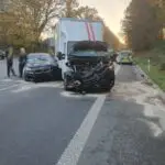 FW-Schermbeck: Betriebsmittel laufen nach Verkehrsunfall aus
