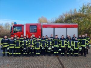 FW-WRN: Ausbildungsverbund der Freiwilligen Feuerwehr Selm und Werne fördert 9 neue Truppmänner und Truppfrauen zu Tage