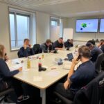 FW-KA: Digitales Meldesystem zwischen Feuerwehren und Leitstelle hat sich bei Stabsrahmenübung bewährt