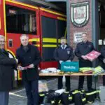 FW Bremerhaven: Die ÖVB Versicherungen übergeben Sachspenden in Höhe von 13.000 EUR an die Feuerwehr Bremerhaven