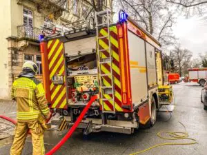 FW Dresden: Brand eines technischen Gerätes in der Küche