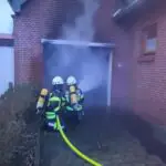 FW-KLE: Garagenbrand mit starker Rauchentwicklung