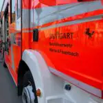 FW Stuttgart: Zwei Schwerverletzte nach Wohnungsbrand