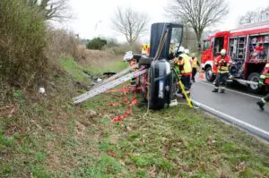FW-RD: Verkehrsunfall K76 Höhe Schacht-Audorf – Fahrerin wurde verletzt.