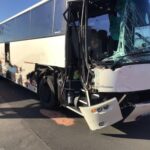 FW-GE: Busunfall mit 5 verletzten Kindern auf der BAB 42