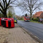 FFW Schiffdorf: Zwei Pkw kollidieren – 89-jähriger Sellstedter bei Unfall leicht verletzt