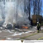 FW-M: Mehrere Pkw durch Feuer zerstört (Großmarkthalle)