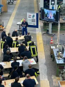 FW-AR: Feuerwehr der Stadt Arnsberg übt Umgang mit dem Medium Gas bei der Westnetz