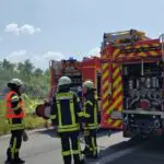 FW-LEV: Pkw brennt im Autobahnkreuz Leverkusen
