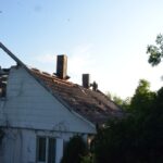 FW Stuttgart: Dachstuhlbrand in exponierter Lage in Stuttgart-Feuerbach