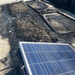 FW Dresden: Brand von Solarmodulen auf einem Dach