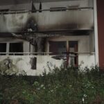 FW-PI: Pinneberg: Feuer auf Balkon. Feuerwehr verhindert Ausbreitung