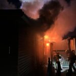 FW Helmstedt: Brennt Gartenlaube in voller Ausdehnung