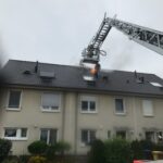 FW-BOT: Dachstuhlbrand nach Blitzeinschlag in Bottrop-Boy