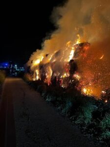FW-EN: Wetter: Silageballen brannten in der Nacht