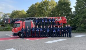 FW-OB: Feuerwehr Oberhausen begrüßt elf neue Brandmeister