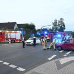 FW Pulheim: Verkehrsunfall im Kreuzungsbereich – Eine Person schwer verletzt