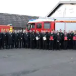 FW VG Asbach: Wehren der VG Asbach treffen sich zum Feuerwehrtag / Zahlreichen Neuaufnahmen und Ehrungen in Kölsch-Büllesbach