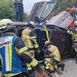 FW-E: Schwerer Verkehrsunfall mit technischer Rettung – eine verletzte Person