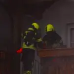 FW Wenden: Gasthof Scherer in Schönau brennt – Abschlussübung der Feuerwehr Wenden