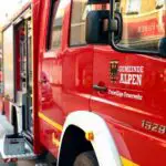 FW Alpen: Kabelbrand an einem Transporter