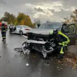 FW-DO: 15.11.2023 – Verkehrsunfall auf der A45 Zwei PKW nach Unfall auf dem Mehrzweckstreifen