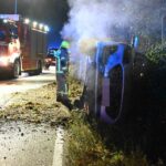 FW Pulheim: PKW im Graben – Fahrer verletzt