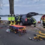 FW-ROW: Fahrer wird bei Unfall eingeklemmt