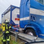 FW Bergheim: Brand auf Autobahn 61 – Rettungswagenbesatzung bemerkt Feuer an Gefahrgut-LKW