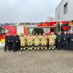 FW Tönisvorst: 9 neue Einsatzkräfte für die Feuerwehr Tönisvorst – ehrenamtliche Mitglieder beenden ihre Grundausbildung