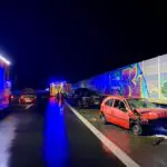 FW-MK: Verkehrsunfall mit 5 Verletzten auf der Autobahn