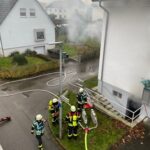FW-OG: Kellerbrand in Mehrfamilienhaus