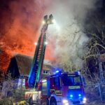 FW-RE: Erstmeldung: Ausgedehnter Gebäudebrand in leerstehender Immobilie