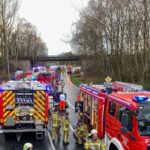 FW Osterholz-Scharm.: Kellerbrand – Feuerwehr rettet 14 Personen