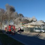 FW-DO: Lagerhalle mit Werkstatt ausgebrannt