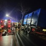 FW-ROW: Verunglückter Fahrer im LKW eingeklemmt